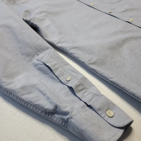 Taylor Stitch - Picture 7 of 16